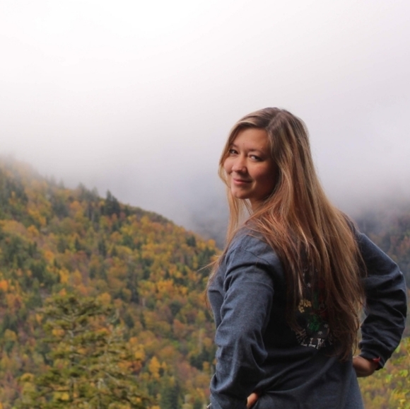 Meet your Posher, Kristin - Picture 1 of 8